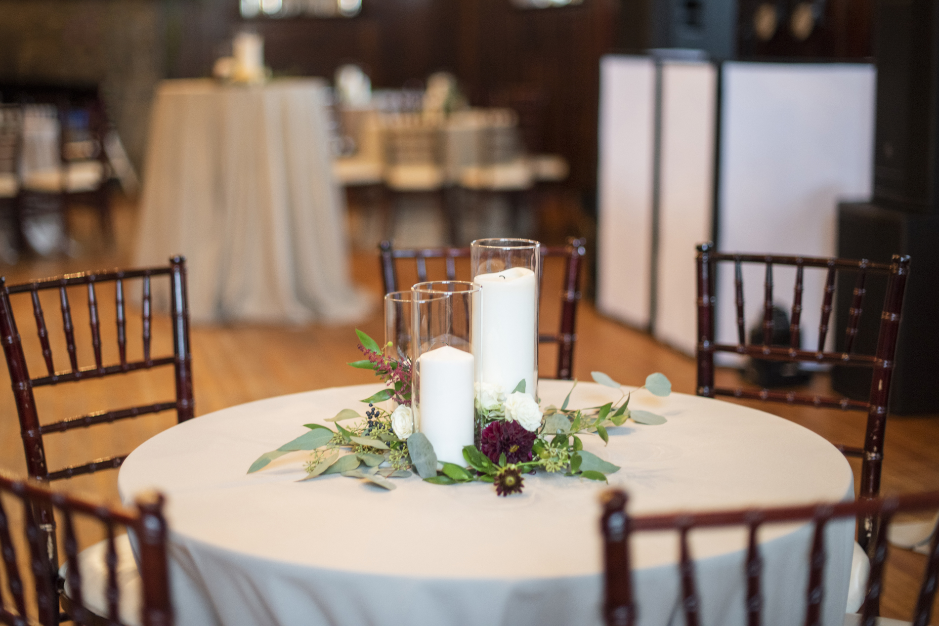 Candle and flowers wedding table scape