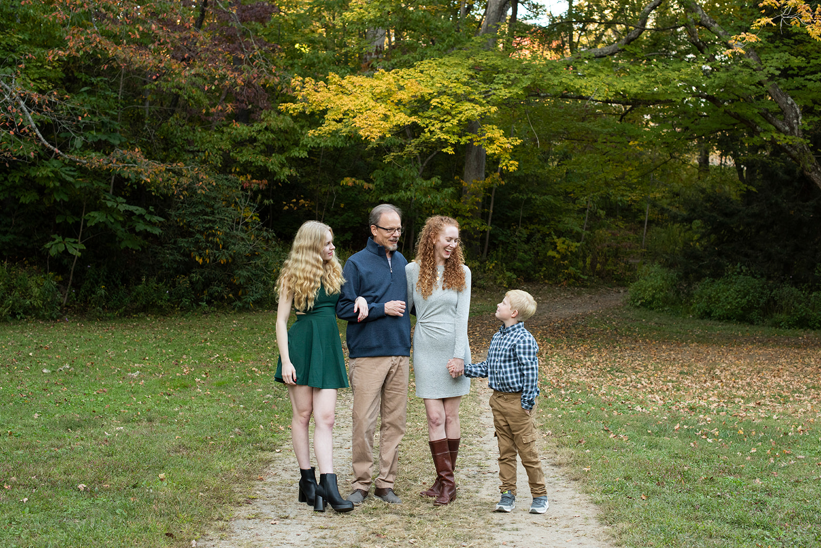 botanical gardens at asheville family photographer