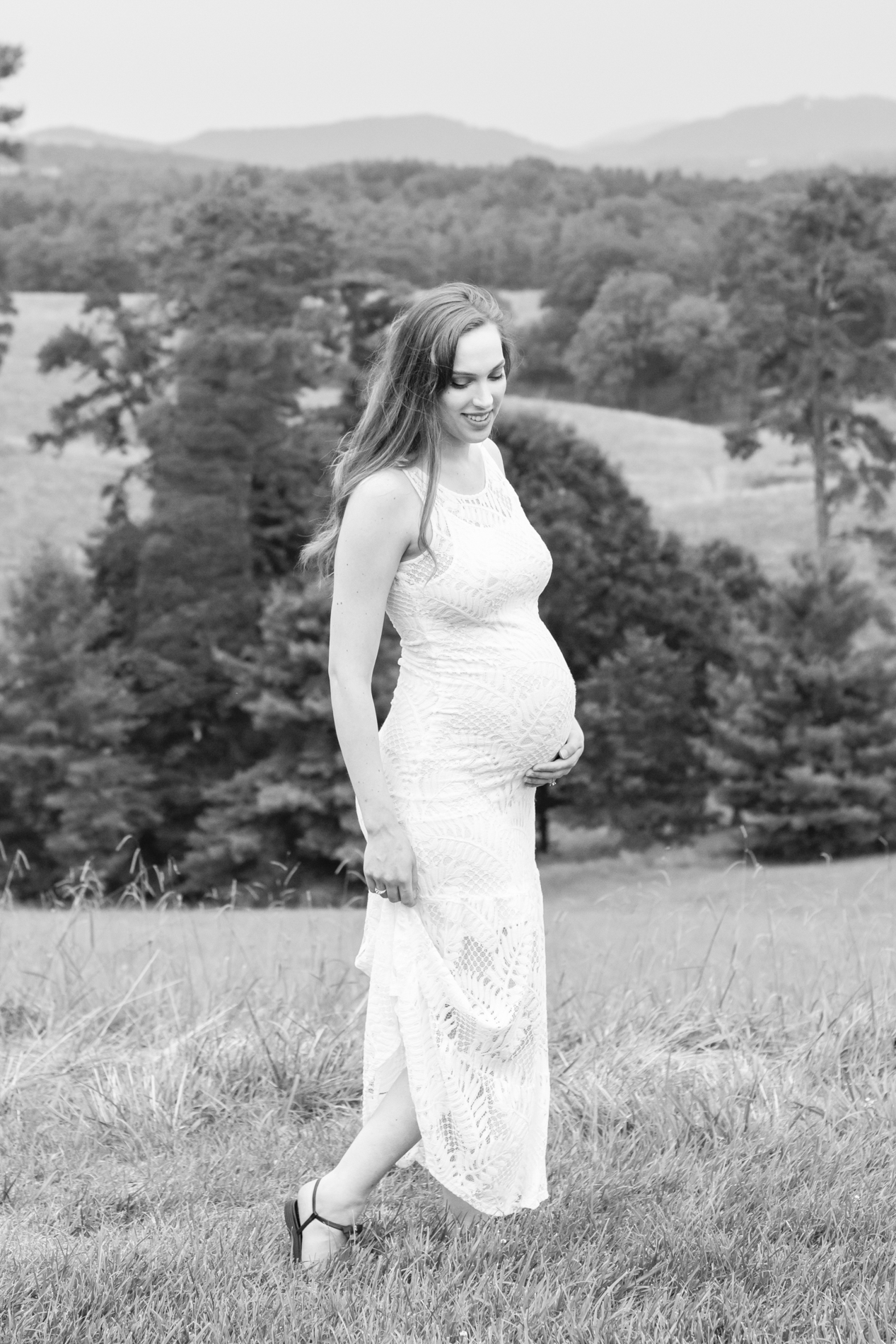 Baby bump maternity photo in Asheville