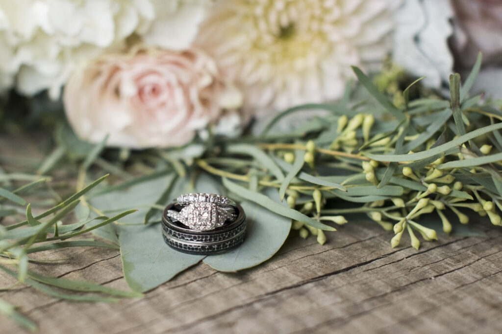 Wedding rings on bouquet