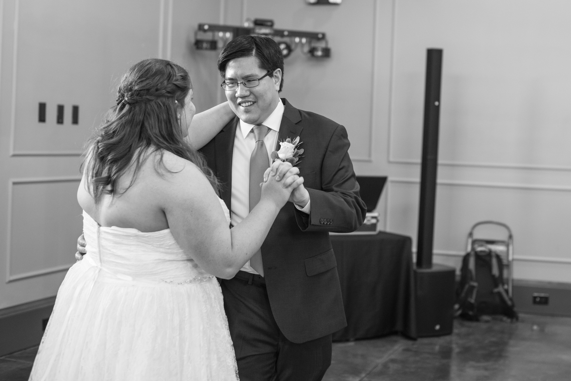 Couple dancing at Spinning Leaf Wedding