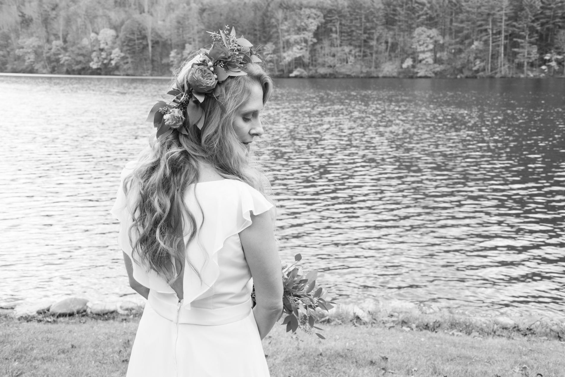 Bridal portrait at Lake Logan Wedding