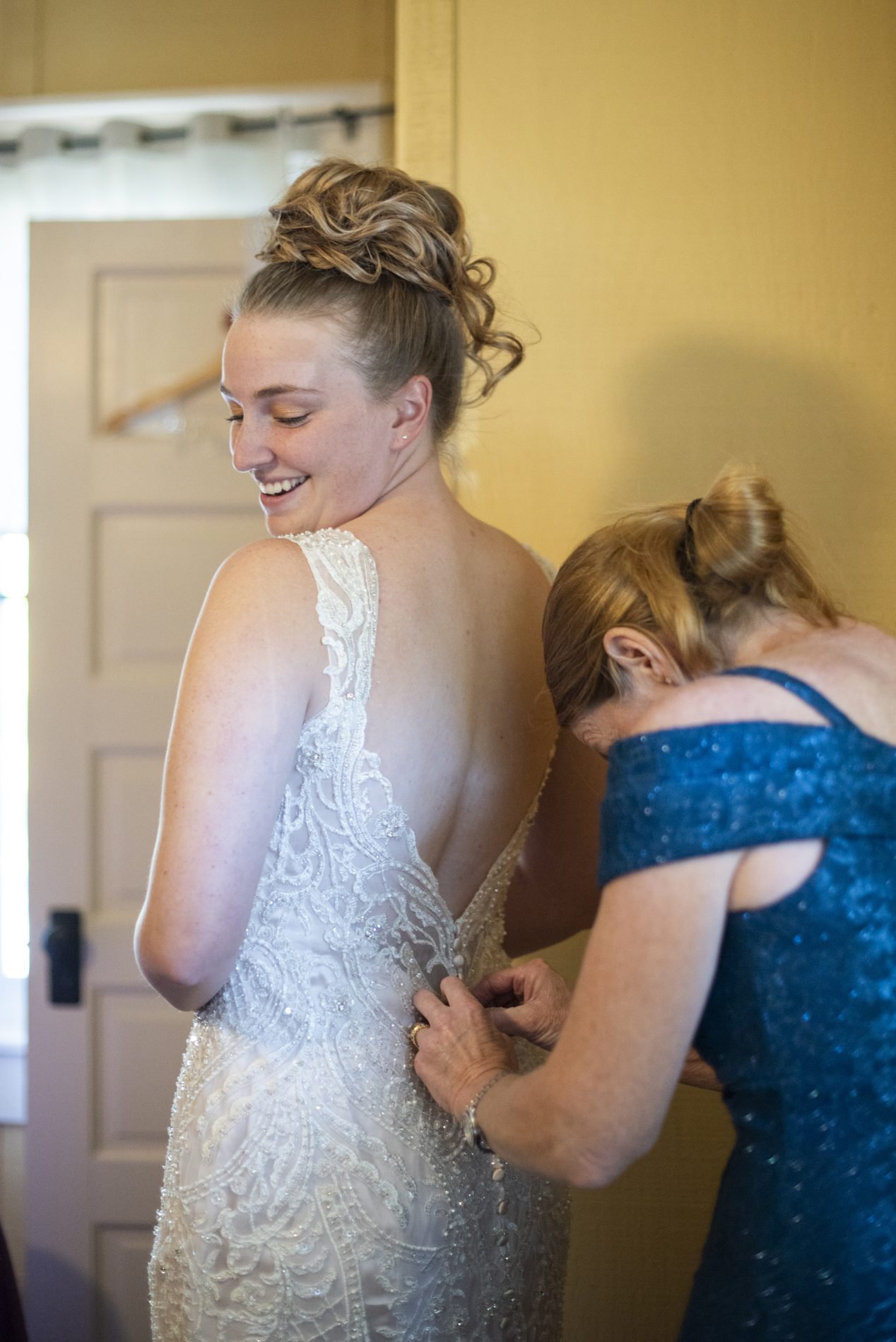 bride getting ready at Kanuga Wedding