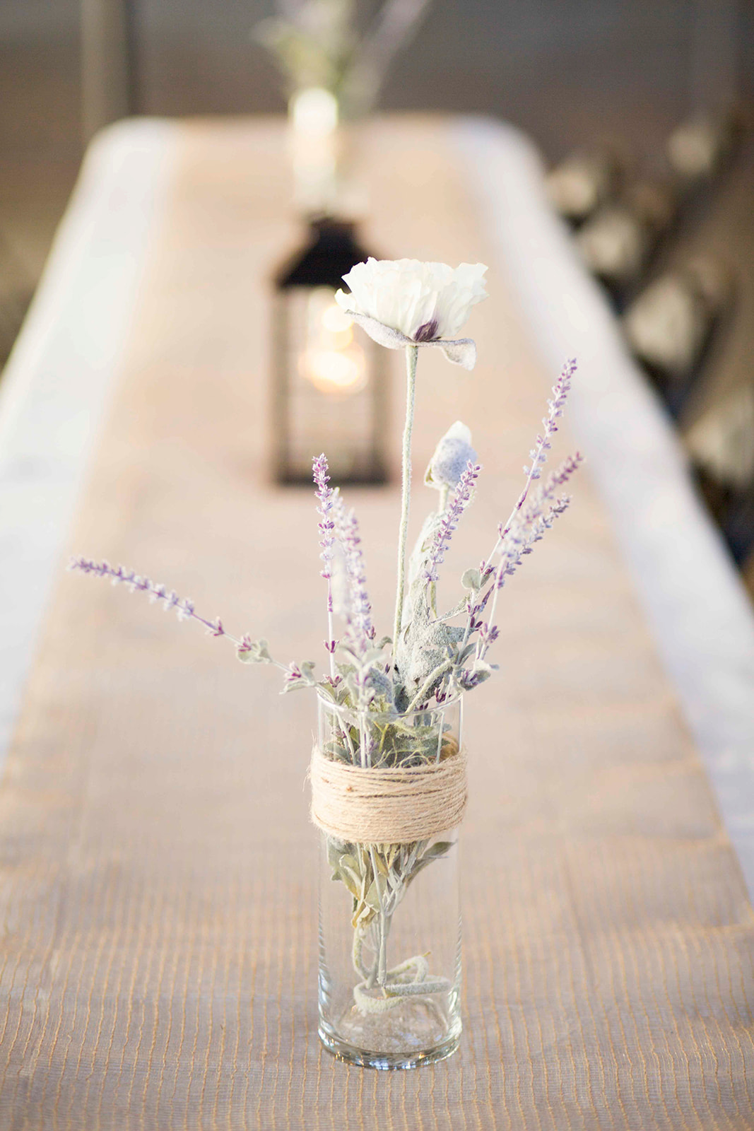 simple floral centerpiece